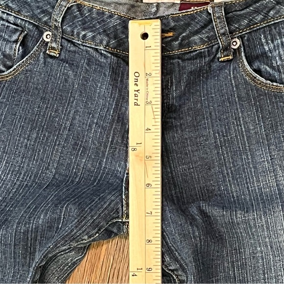 ZD Zanadi Premium Straight Leg Jeans Juniors Size 11 Embroidered LOVE Low Rise - Picture 15 of 15